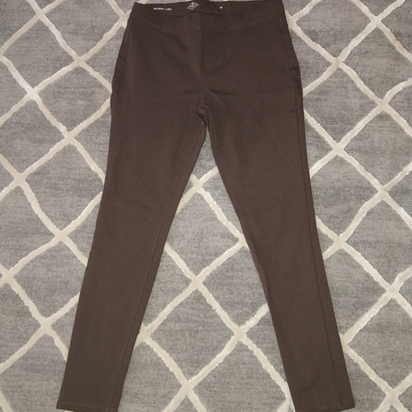 St John's Bay Jeggings (2) - Picture 3 of 4